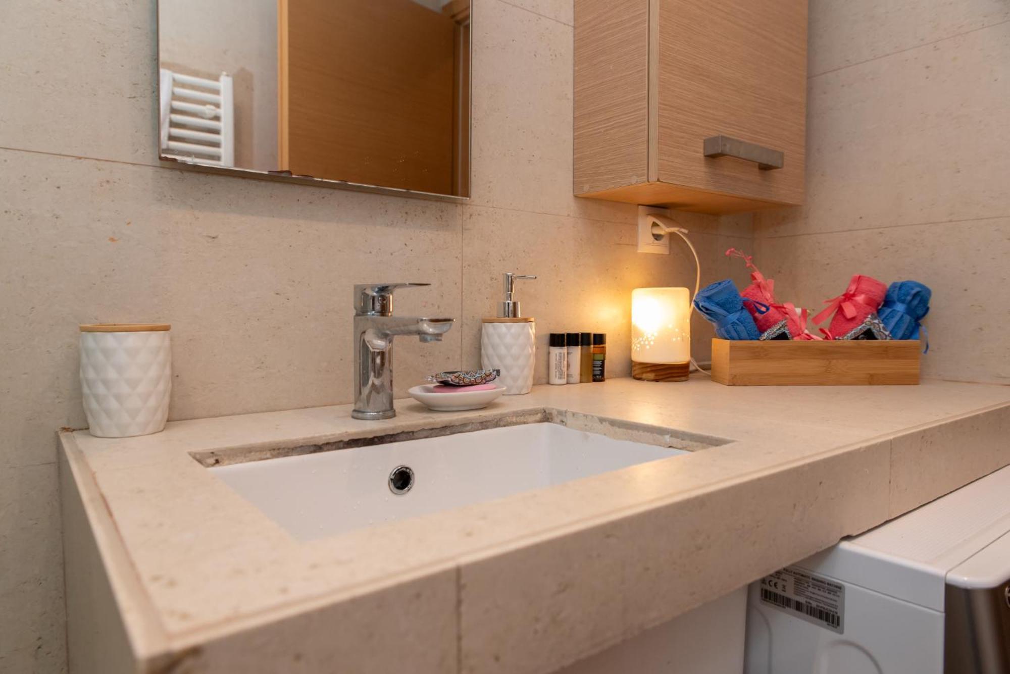 Filopappou Lemon Twins Apartment Athens Exterior photo